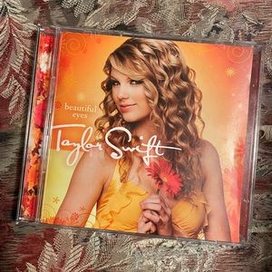 **HOLD** Taylor Swift “Beautiful Eyes” EP - Walmart CD/DVD Edition